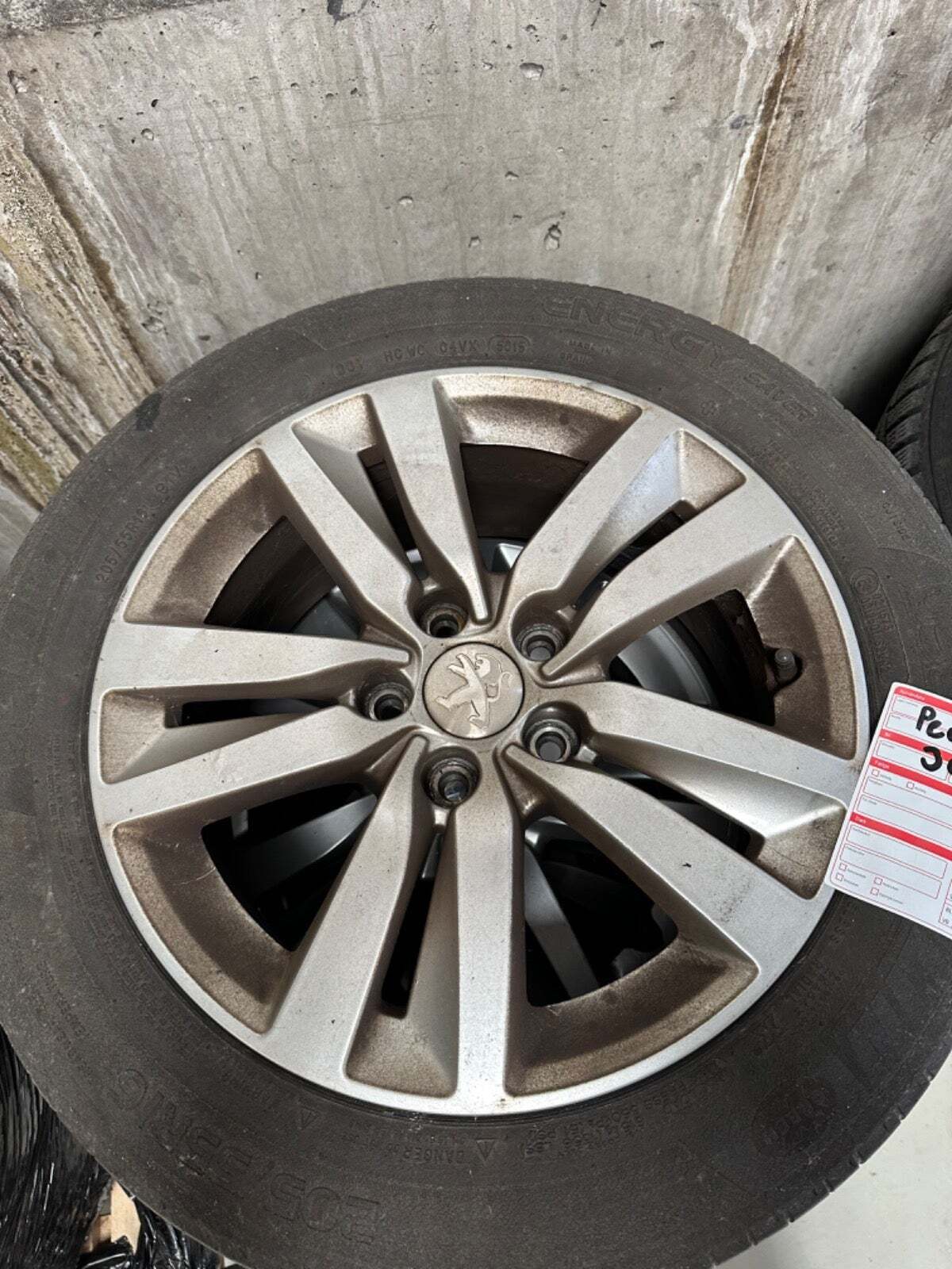 Sort Peugeot 308 fra 2016