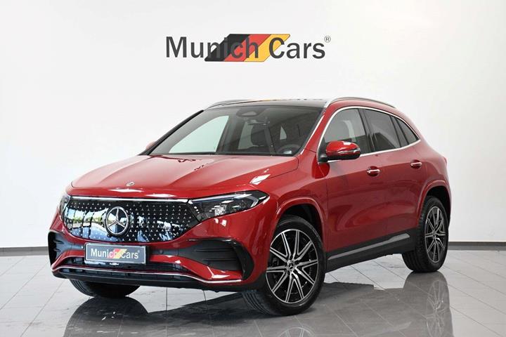 Gul Mercedes EQA250+ fra 2024 set udefra