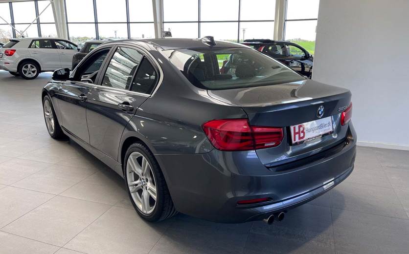 BMW 320i
