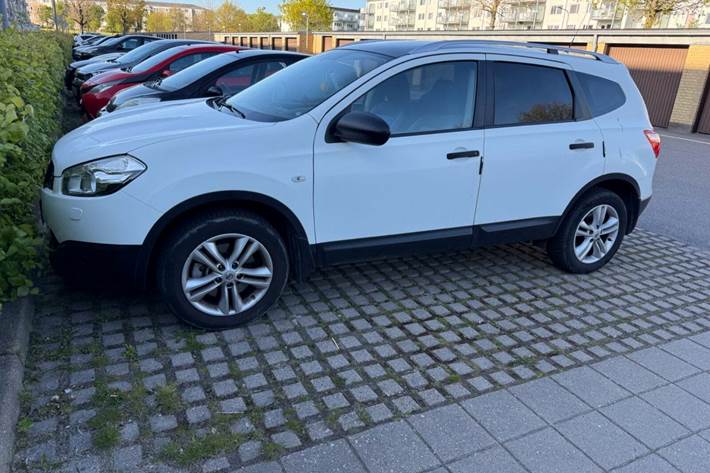 Hvid Nissan Qashqai+2 fra 2012