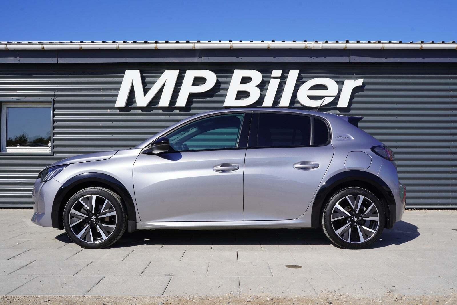 undefined Peugeot 208 fra 2020