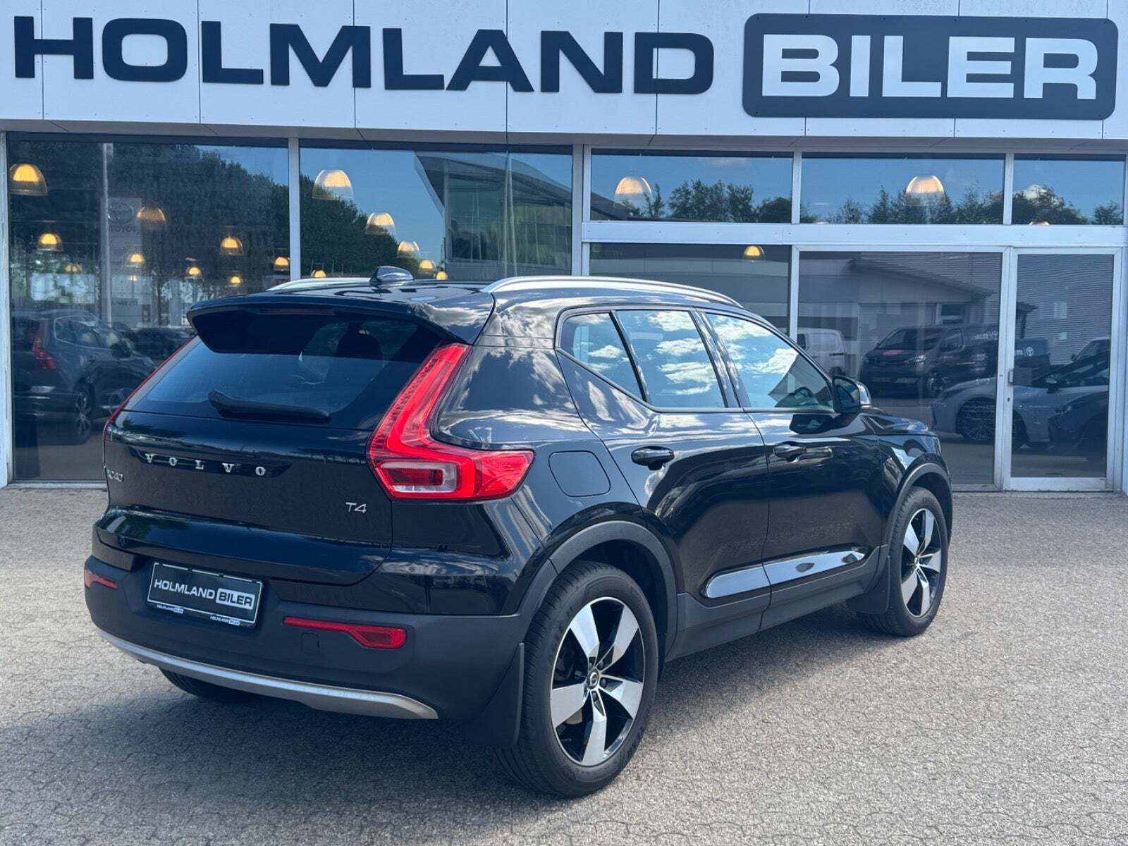 Sort Volvo XC40 fra 2019