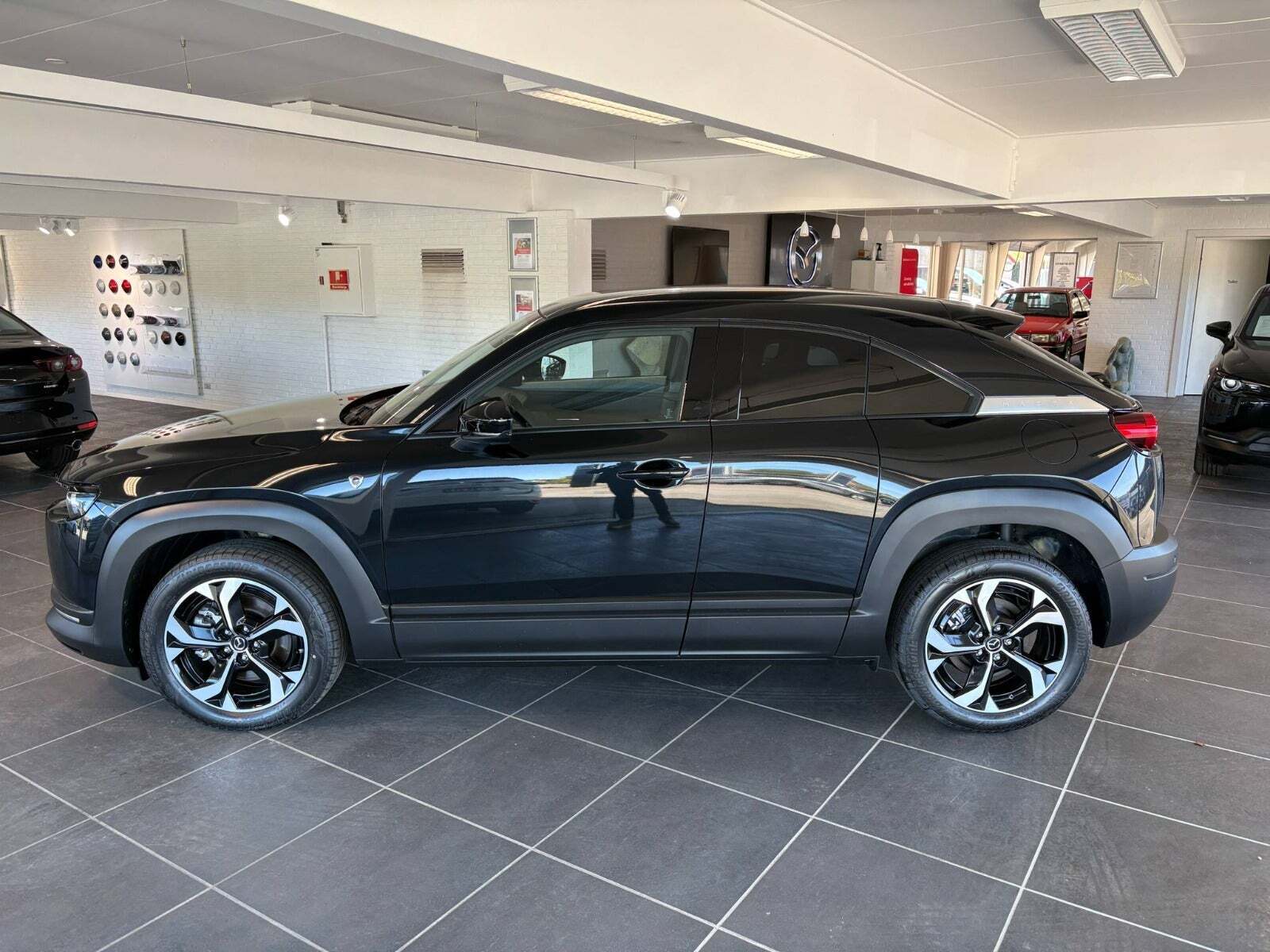 Mazda MX-30 0,8 e-SkyActiv R-EV Makoto