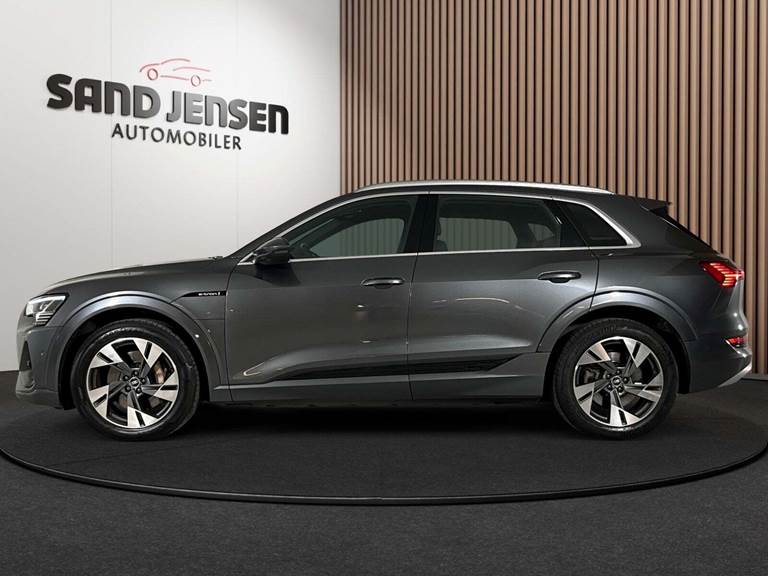 Audi e-tron 55 S-line quattro Van