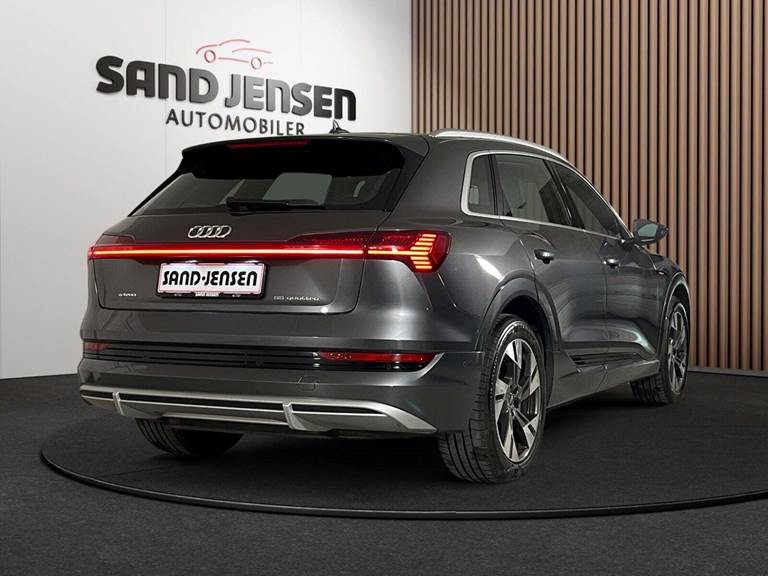 Audi e-tron 55 S-line quattro Van