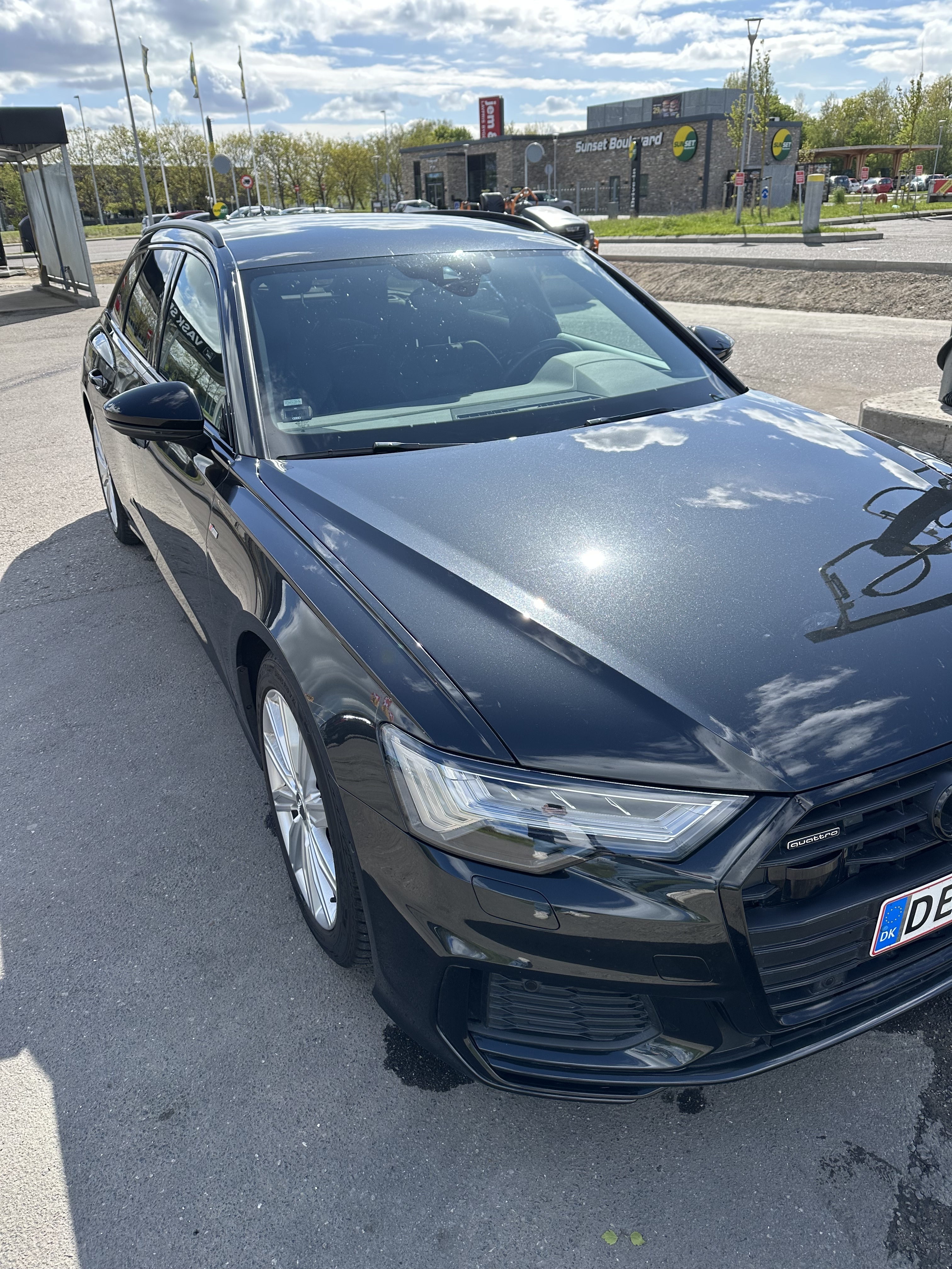 Grå Audi A6 fra 2021