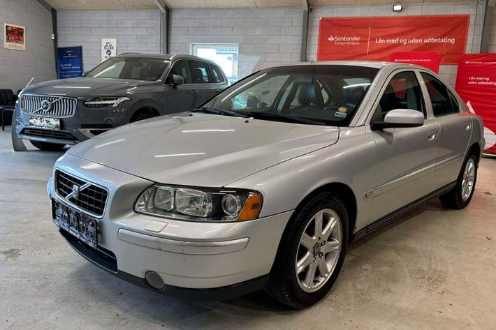 undefined Volvo S60 fra 2005 set udefra