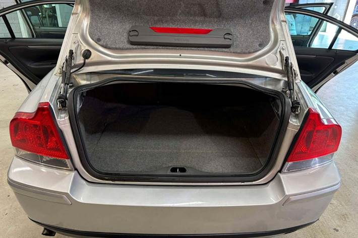 undefined Volvo S60 fra 2005 set udefra