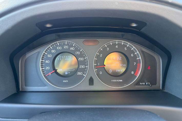 Sort Volvo V70 fra 2008