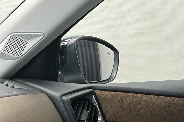 Grå DS DS3 Crossback fra 2020
