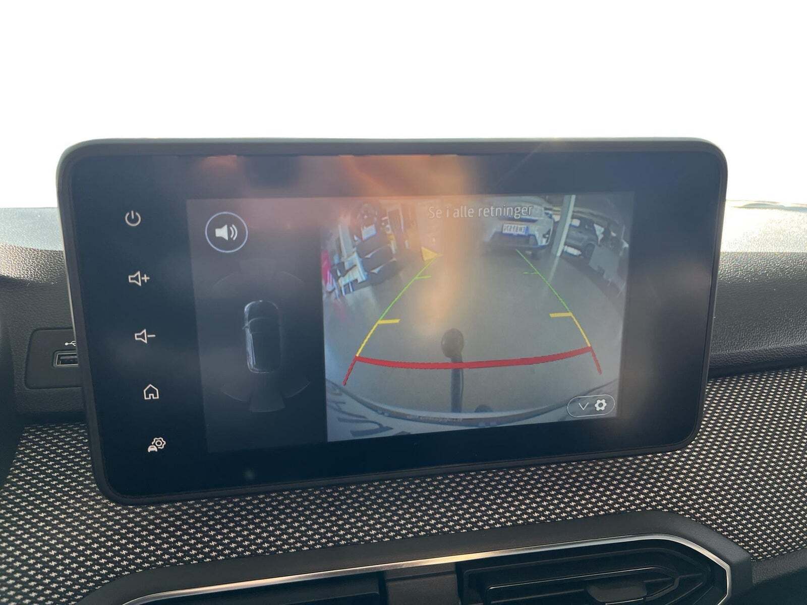 Sølv Dacia Sandero fra 2022