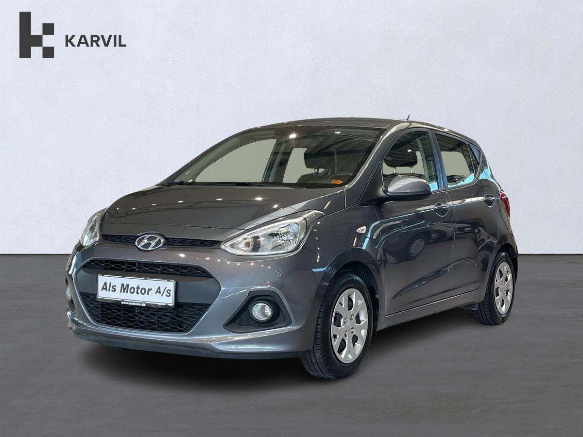 Beige Hyundai i10 fra 2014