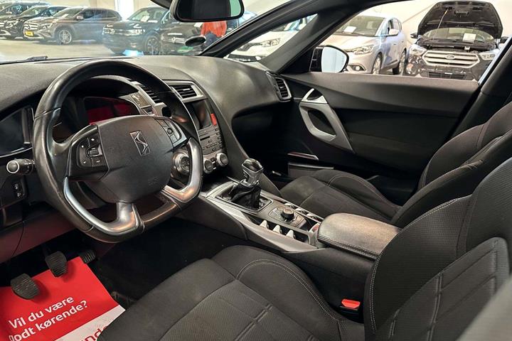 Sort Citroën DS5 fra 2015
