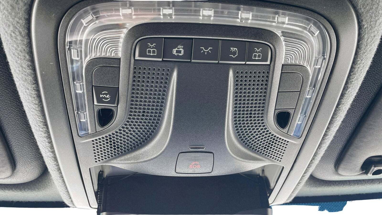 Hvid Mercedes Sprinter 317 fra 2024