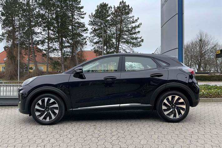 Sort Ford Puma fra 2023