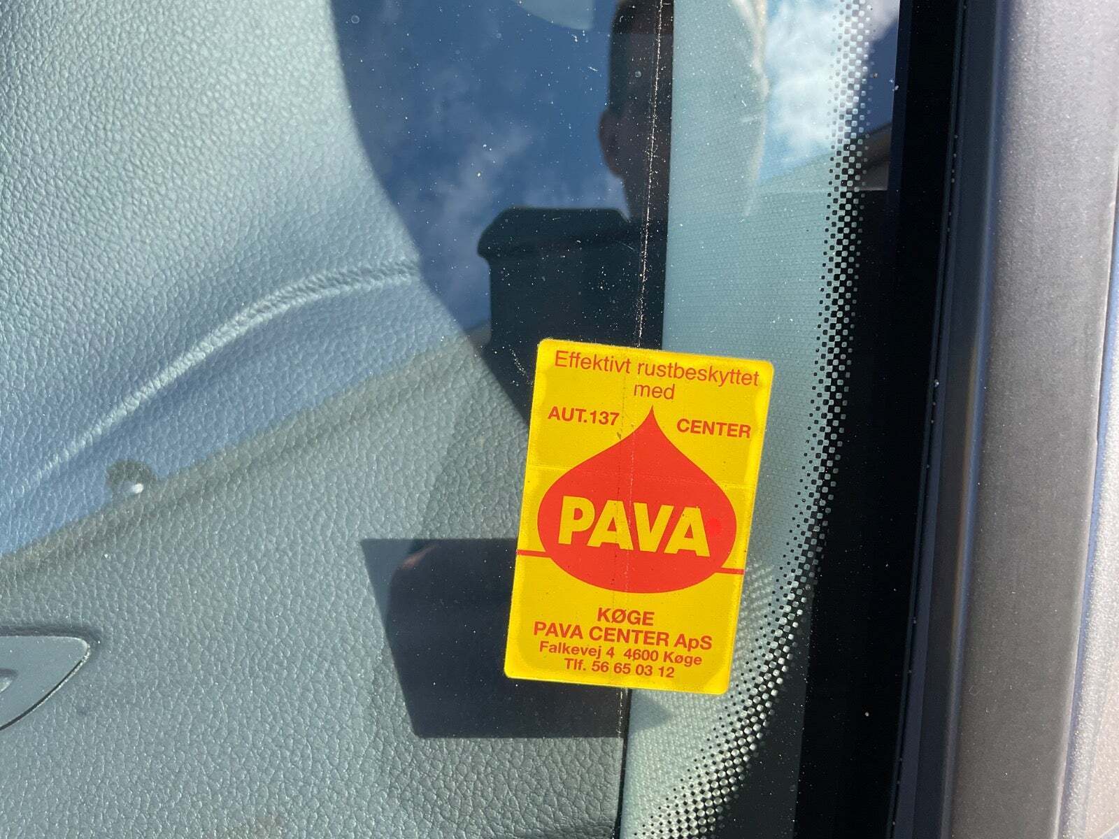 Grå VW Passat fra 2016