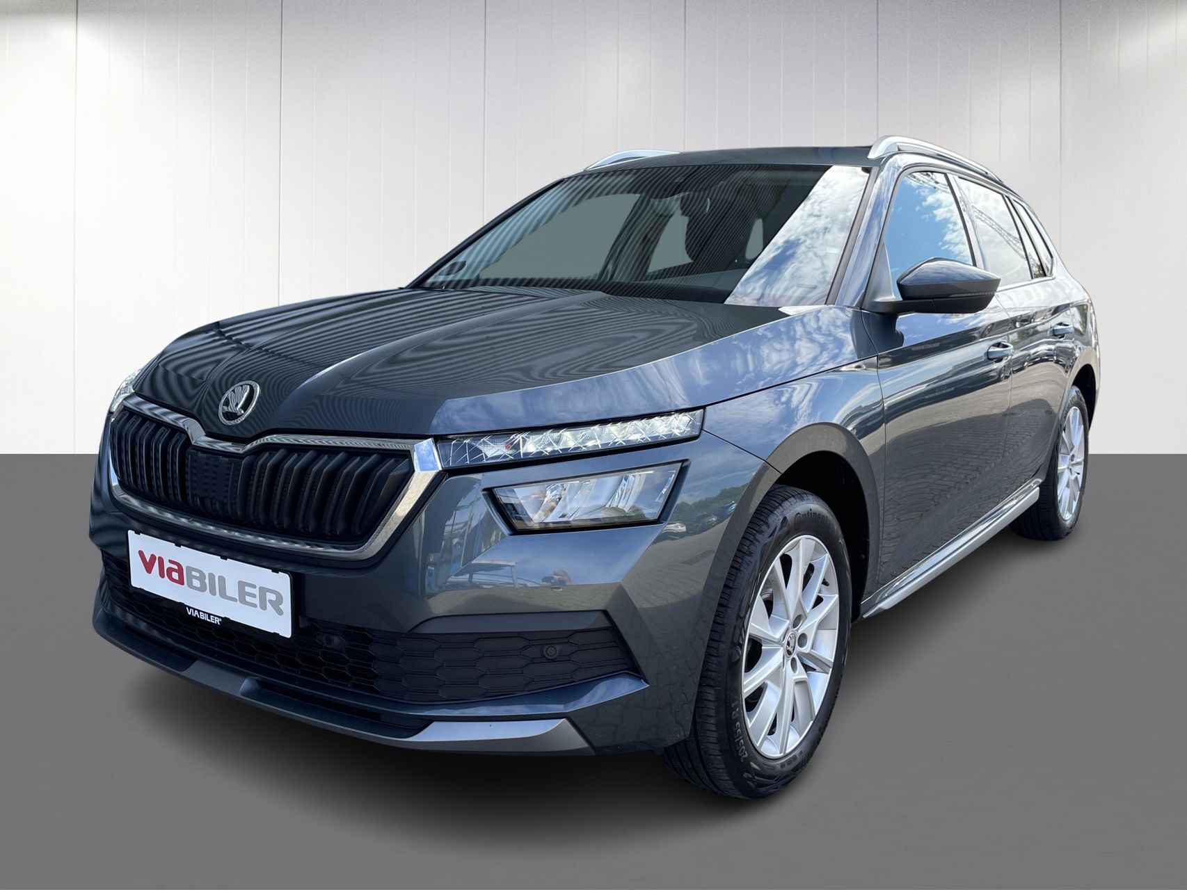 Grå Skoda Kamiq fra 2020 set udefra