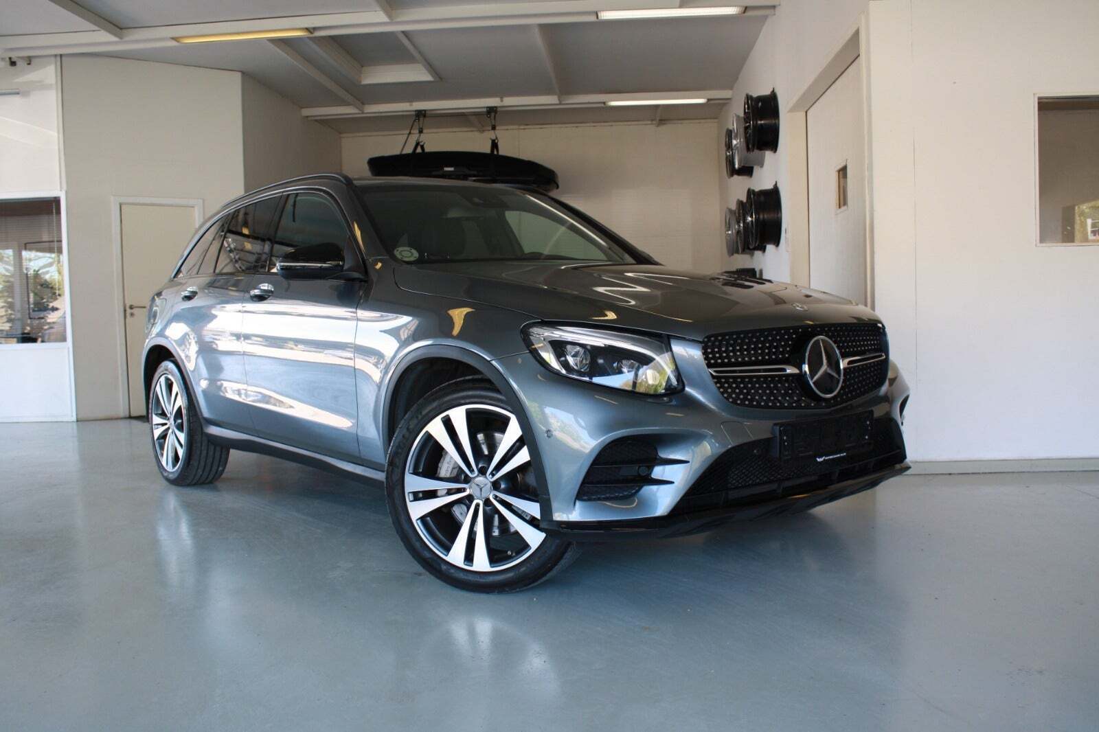 Mercedes GLC300