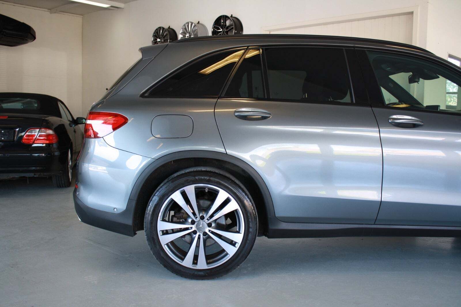 Mercedes GLC300