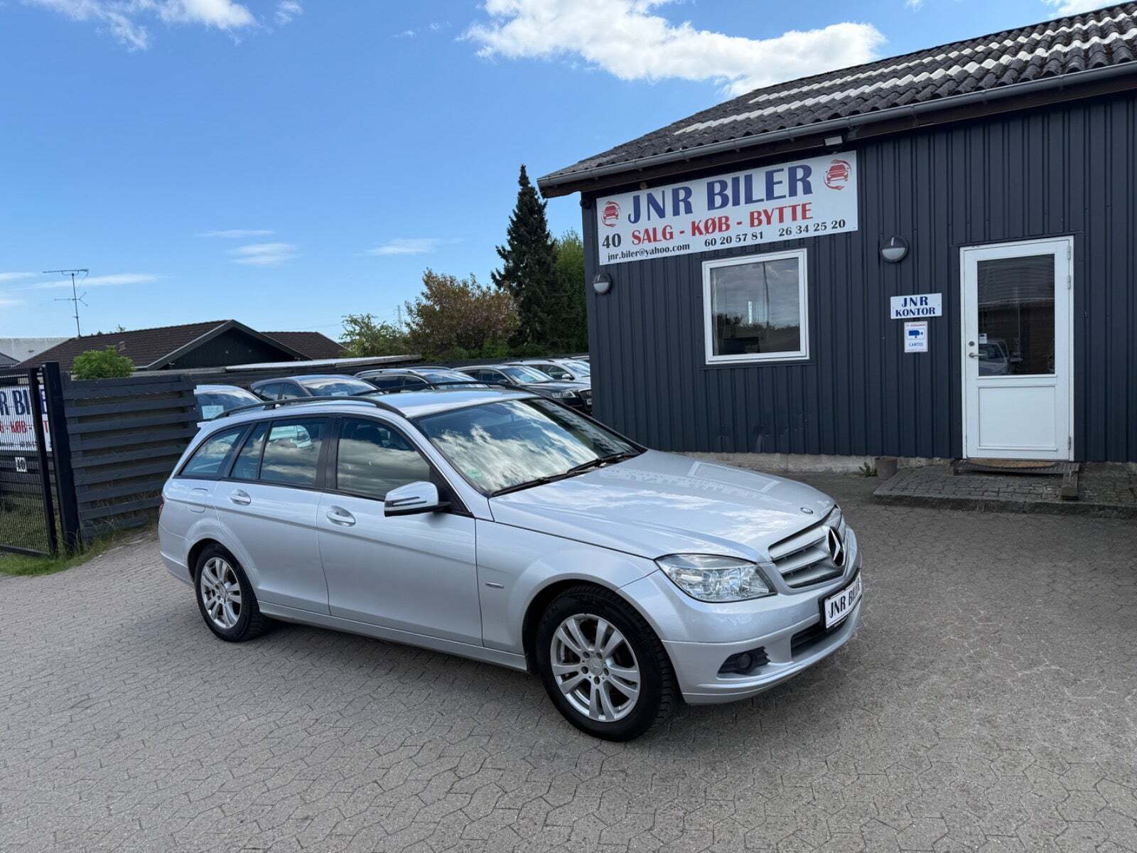 undefined Mercedes C200 fra 2011 set udefra