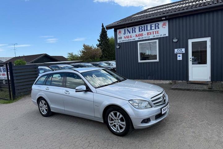 undefined Mercedes C200 fra 2011 set udefra