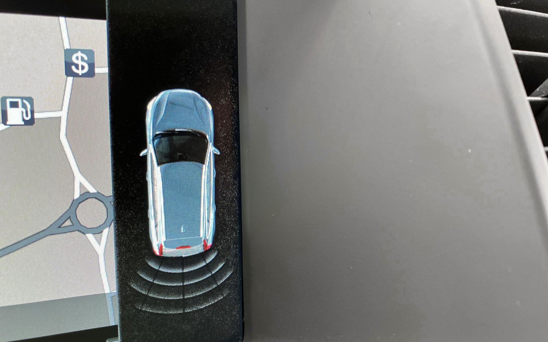 Grå Volvo V60 fra 2015