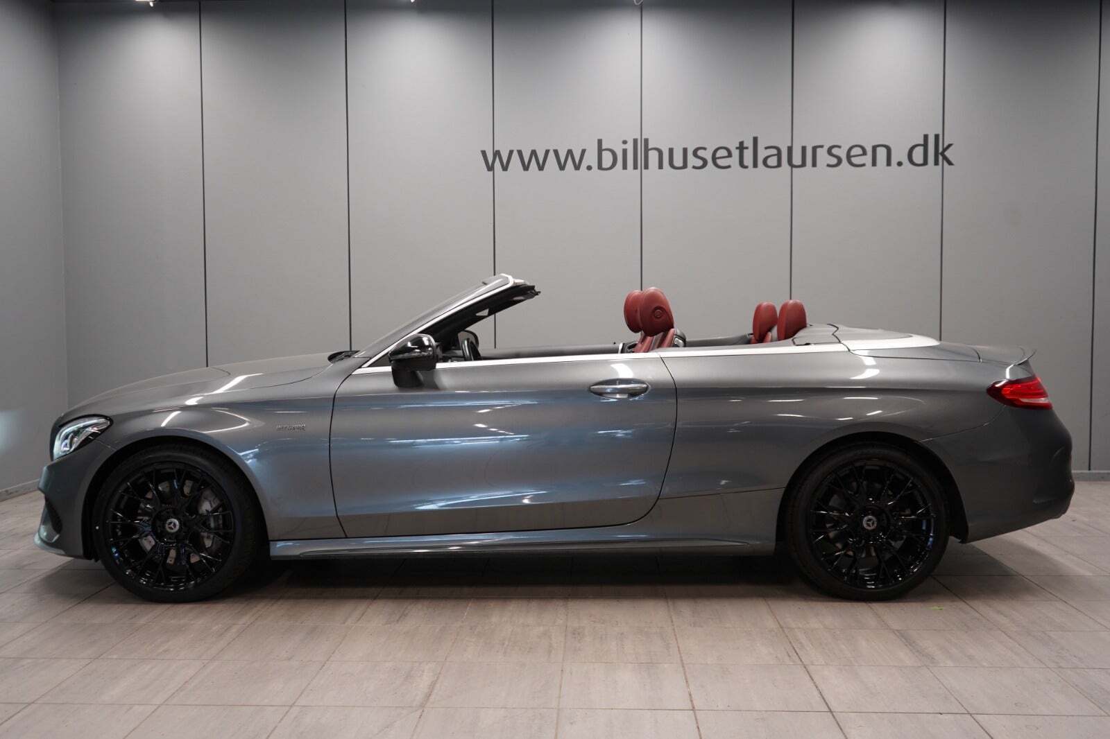 Grå Mercedes C43 fra 2016