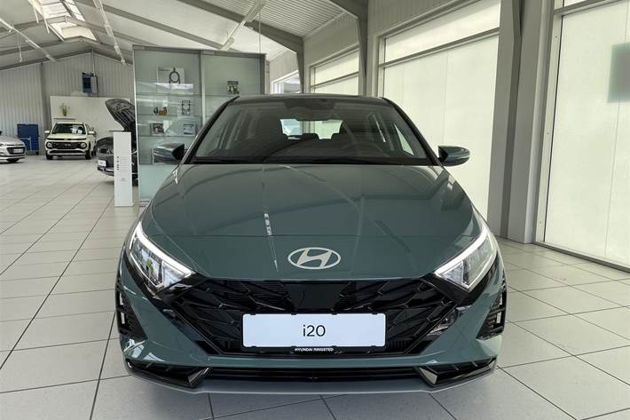 Grøn Hyundai i20 fra 2025
