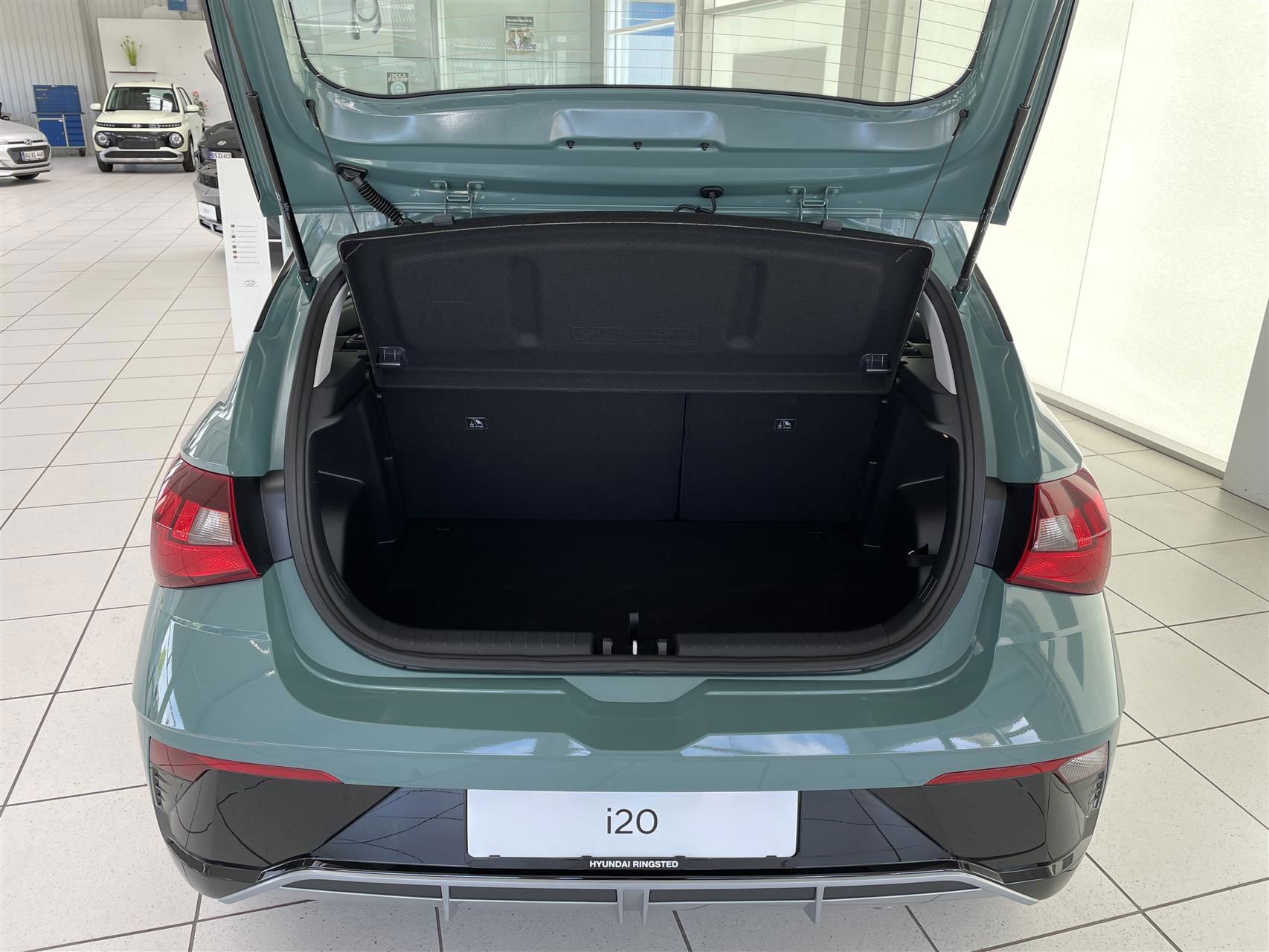 Grøn Hyundai i20 fra 2025