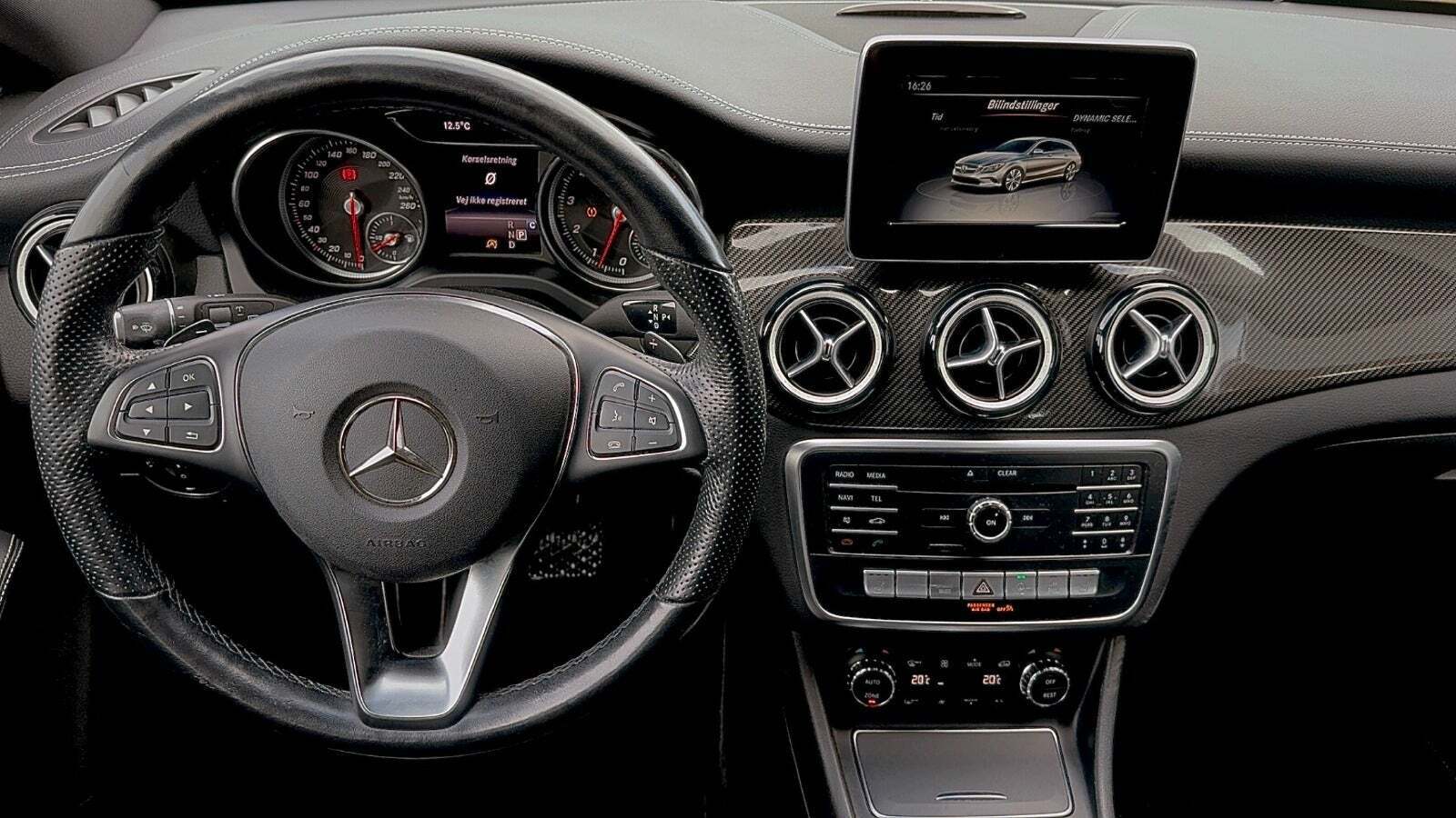 undefined Mercedes CLA200 fra 2018