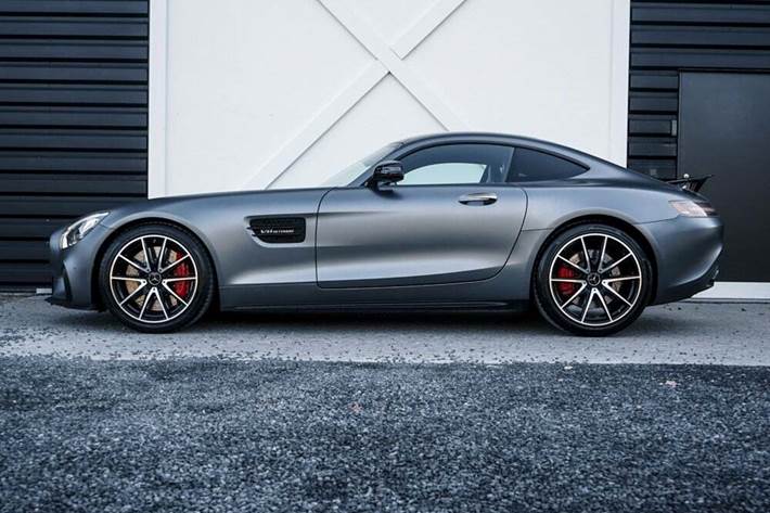 Grå Mercedes AMG GT S fra 2015
