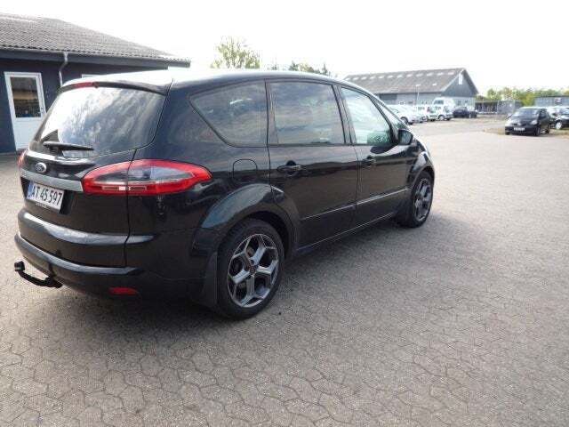 undefined Ford S-MAX fra 2011