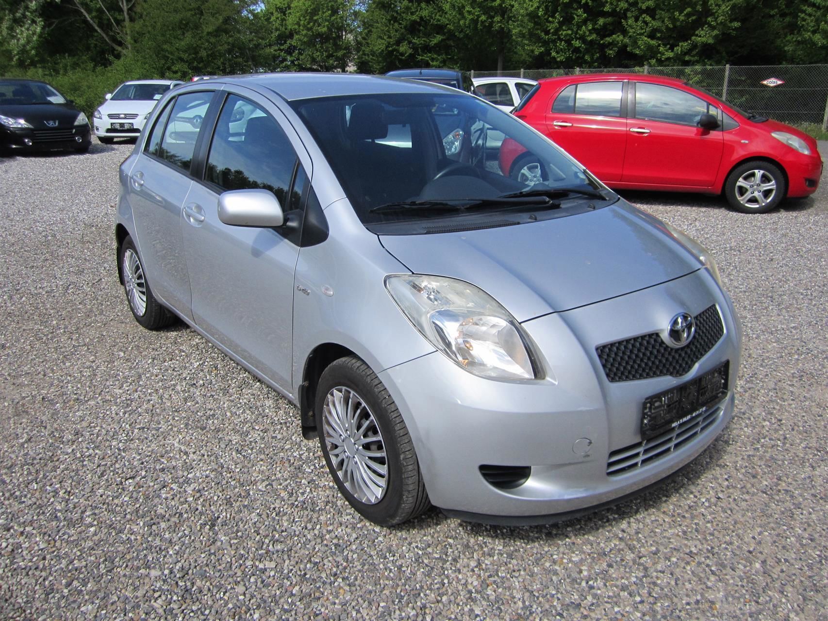 undefined Toyota Yaris fra 2008