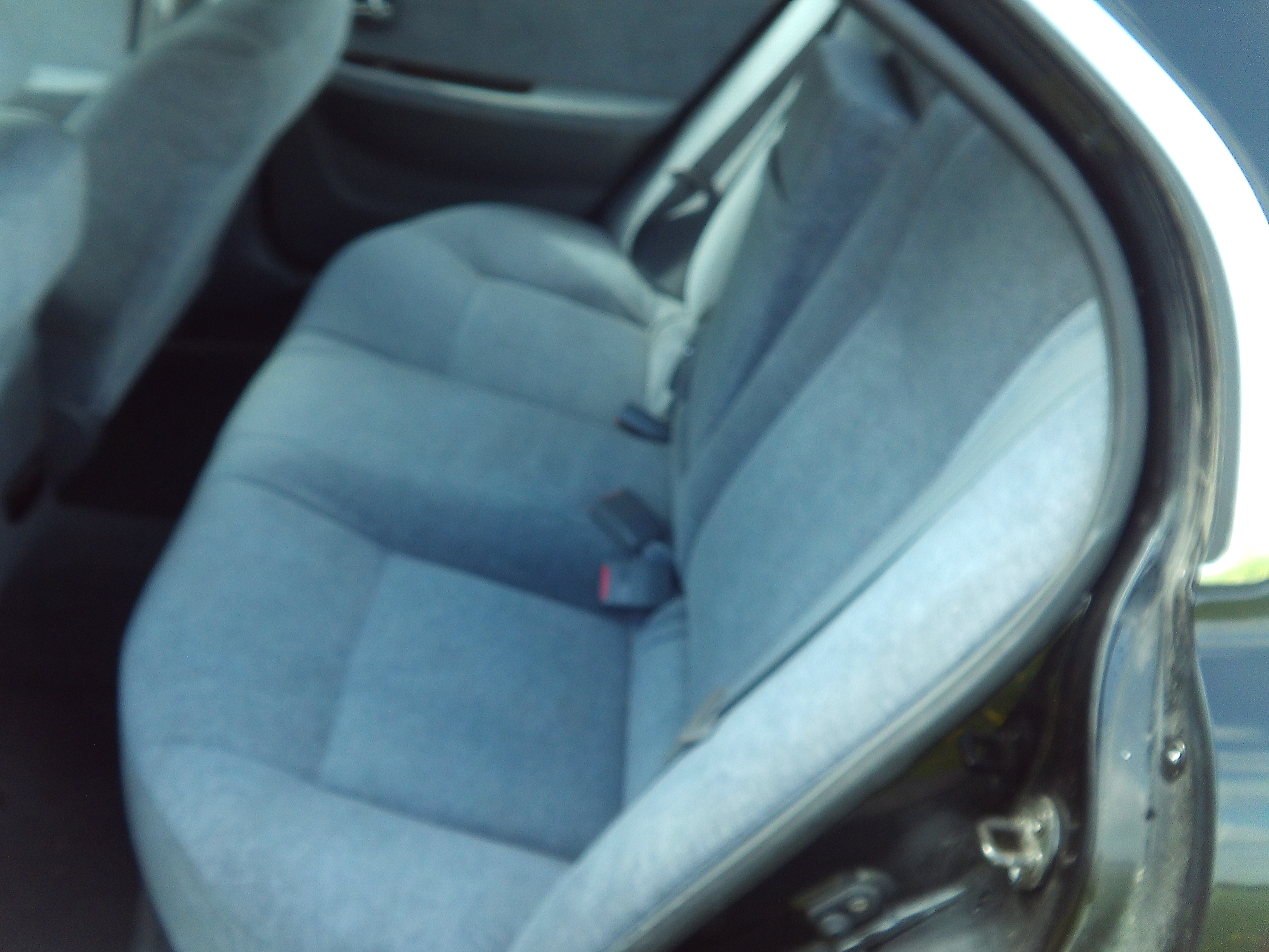 Sort Kia Magentis fra 2003