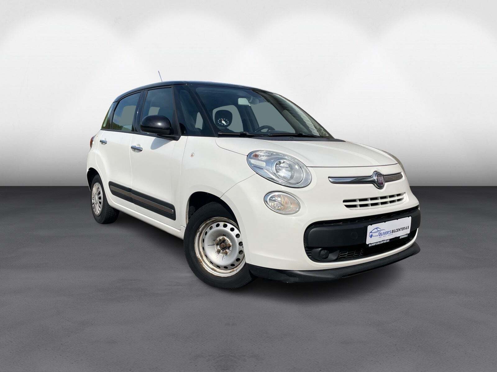 Hvid Fiat 500L fra 2012