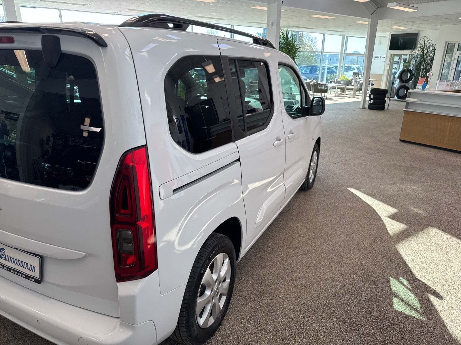 Opel Combo-e Life