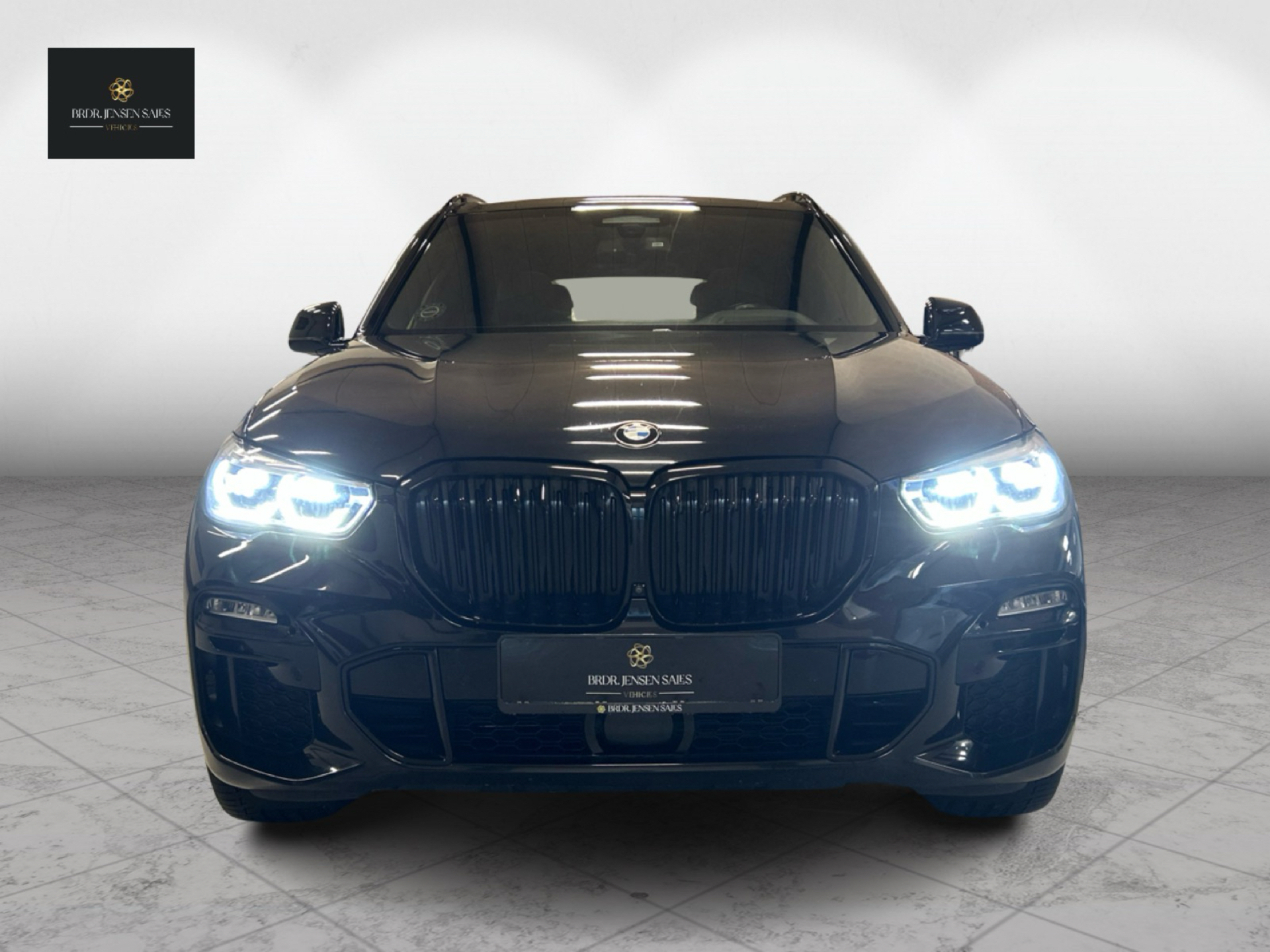 Sort BMW X5 fra 2020