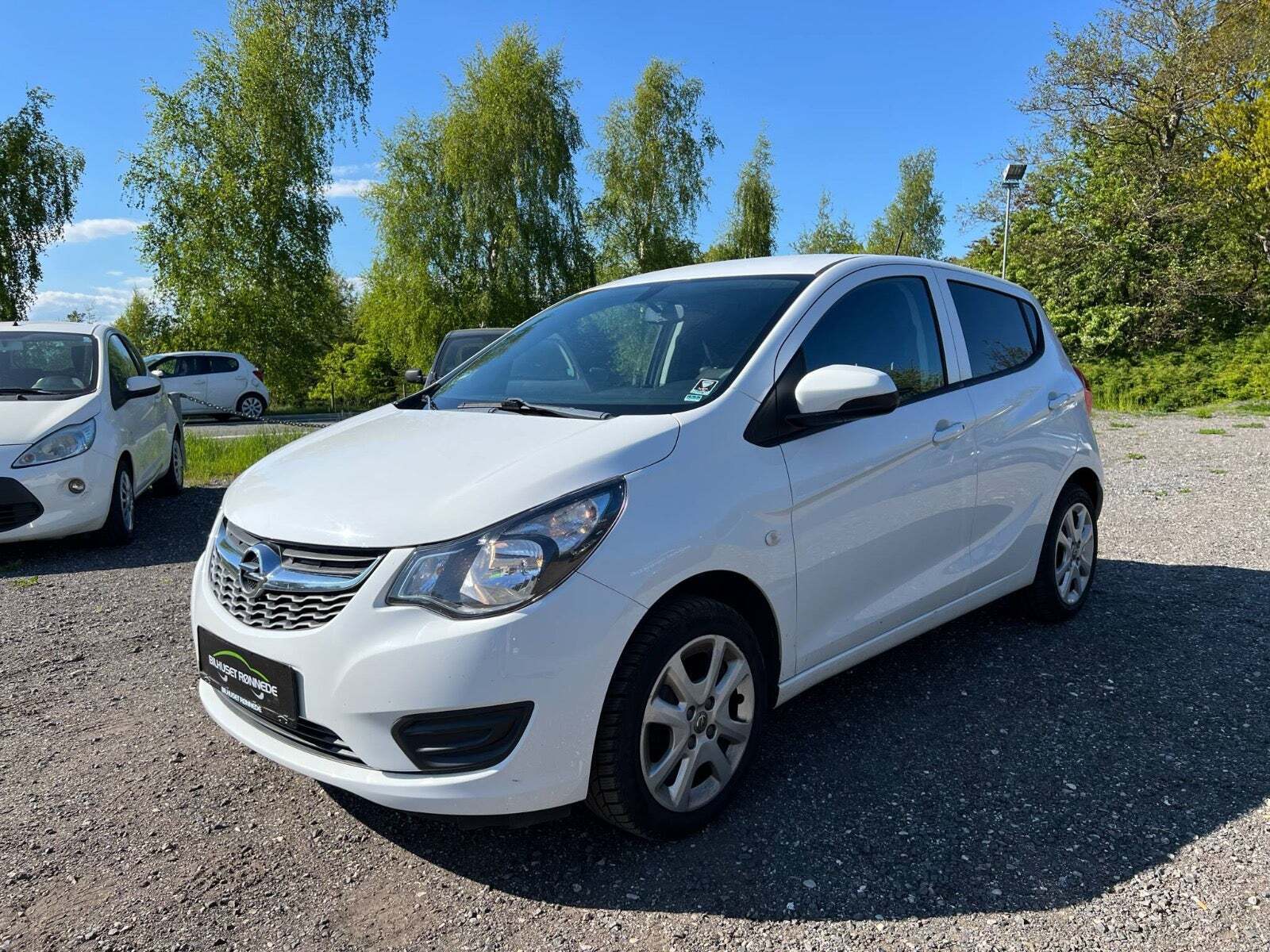 Hvid Opel Karl fra 2016