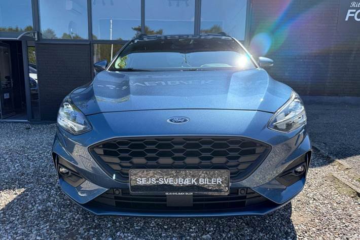 Blå Ford Focus fra 2020