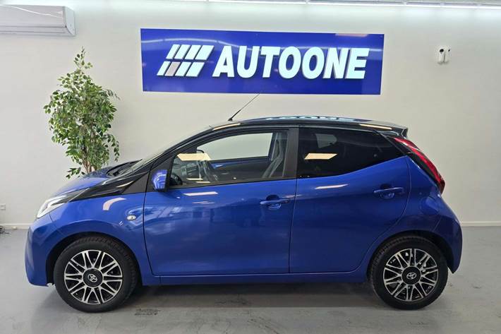 Blå Toyota Aygo fra 2019