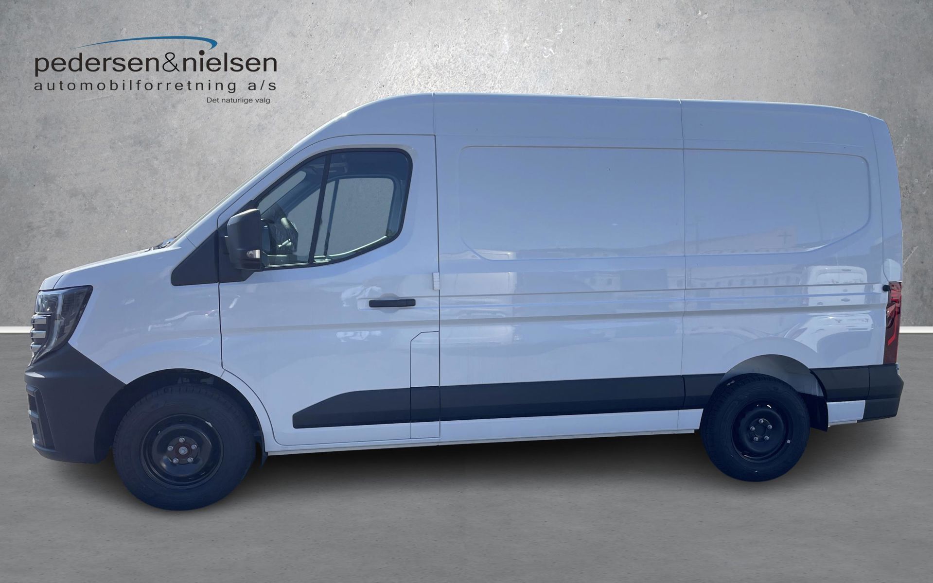 Nissan Interstar 2,0 L2H2 DCi N-Connecta 150HK Van 6g