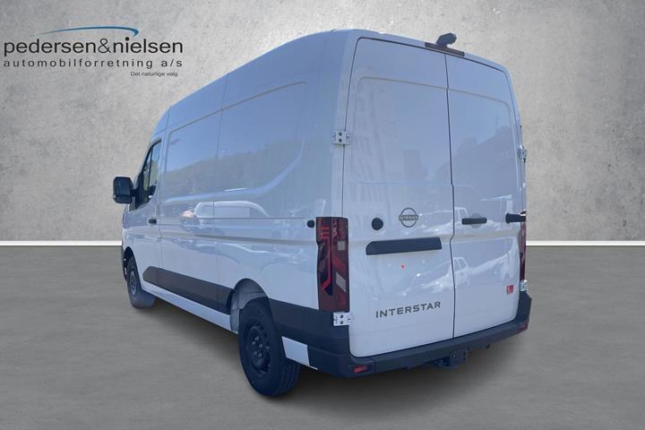 Hvid Nissan Interstar fra 2026