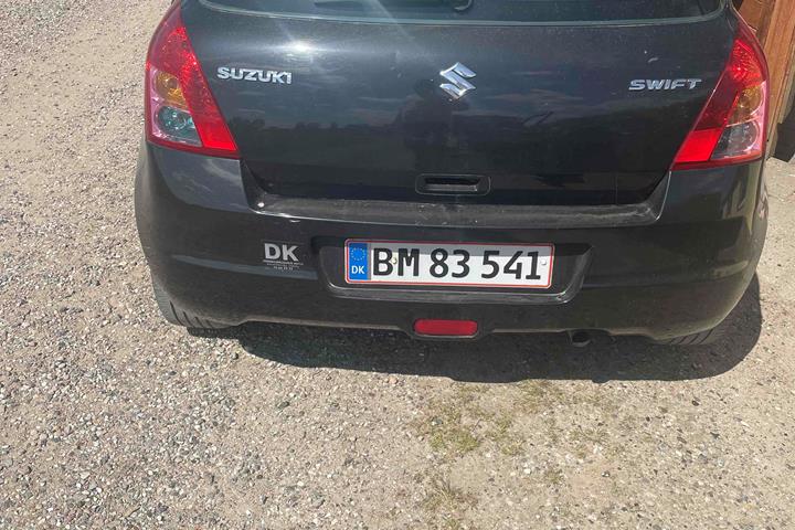 undefined Suzuki Swift fra 2010