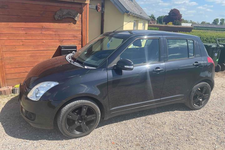 undefined Suzuki Swift fra 2010