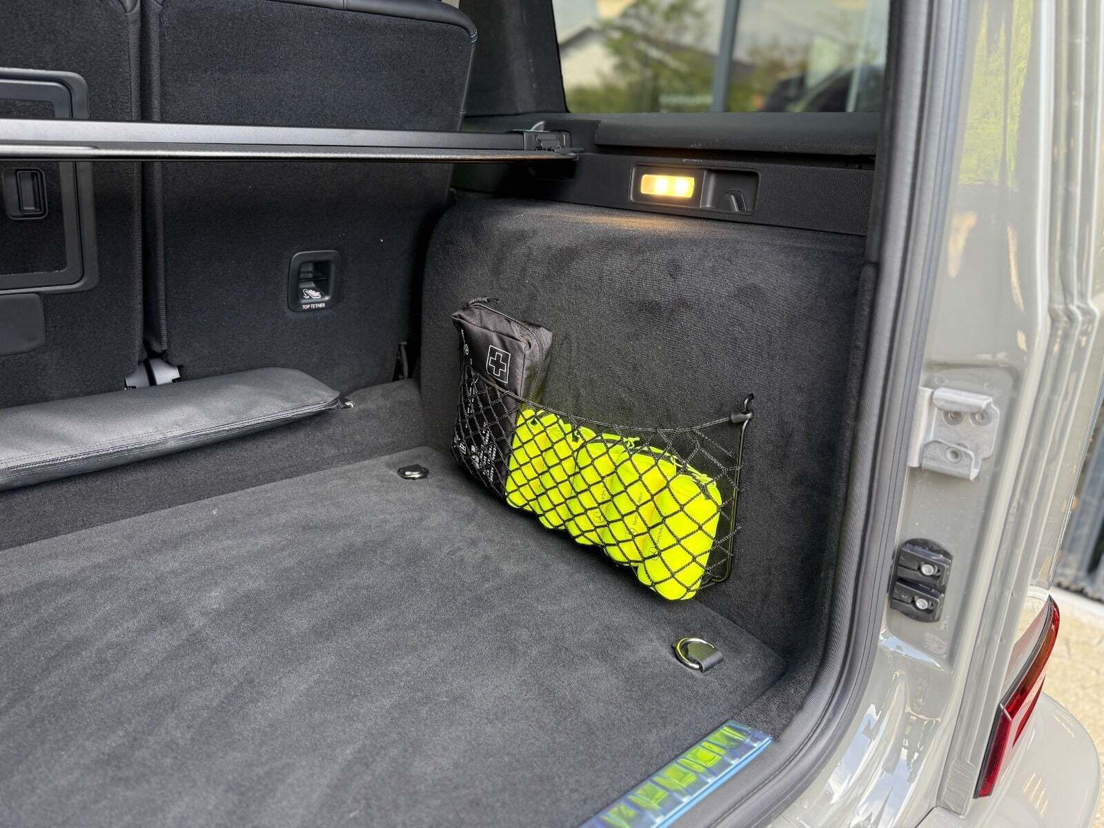 Grå Mercedes G580 fra 2024