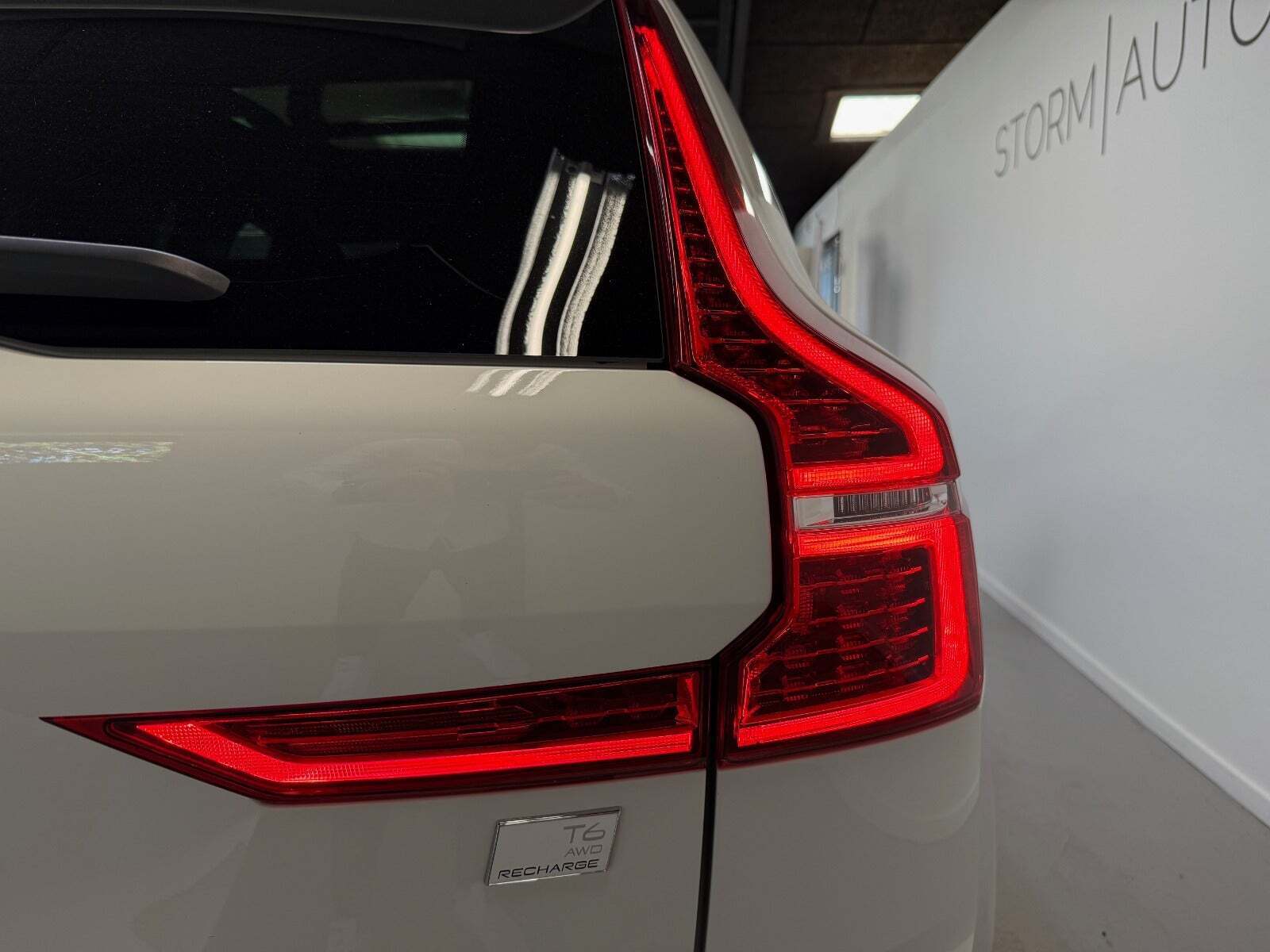 Hvid Volvo XC60 fra 2021