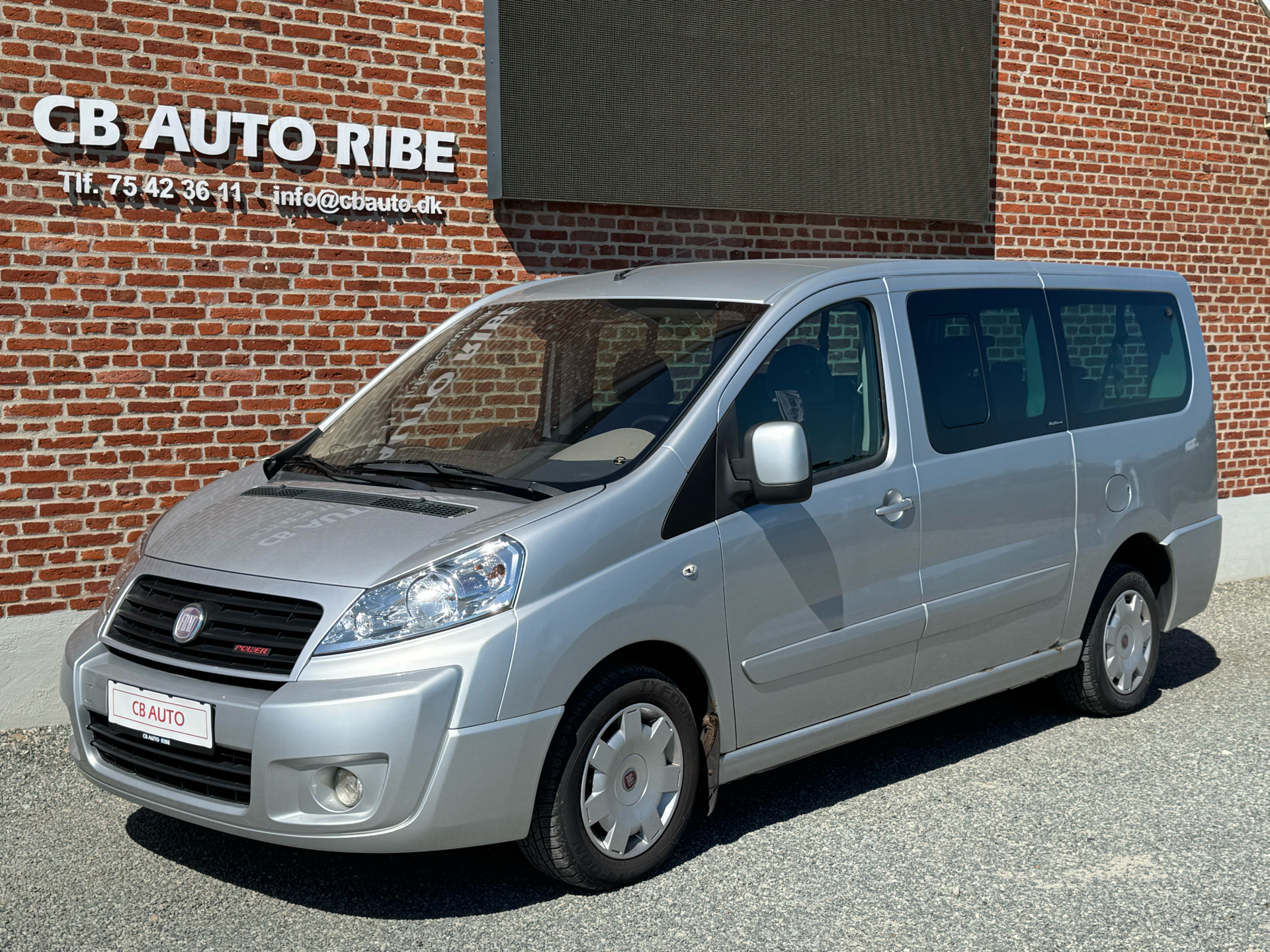 Sølv Fiat Scudo fra 2013
