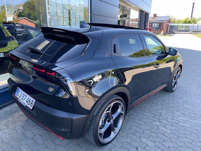 Alfa Romeo Junior EL Veloce 280HK 5d Aut.