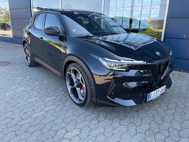 Alfa Romeo Junior EL Veloce 280HK 5d Aut.