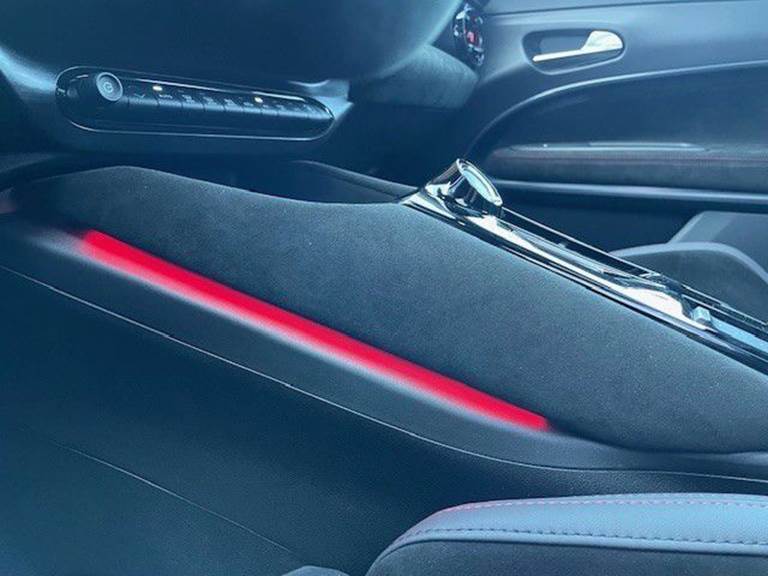 Alfa Romeo Junior EL Veloce 280HK 5d Aut.